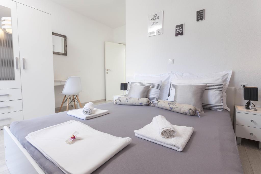 Apartmani Marina Makarska Exterior photo